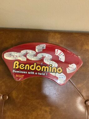 New BENDOMINO Dominos with a Twist Factory Sealed